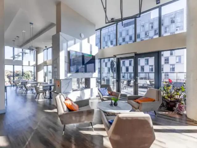Apartment 2 Bedroom For Rent Oshawa ON 2290 ES98490924