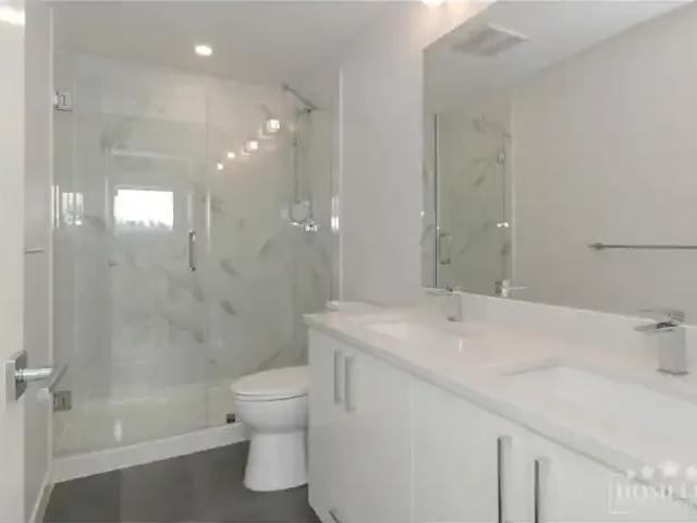 Apartment 2 Bedroom For Rent Abbotsford BC 2300 ES100563612
