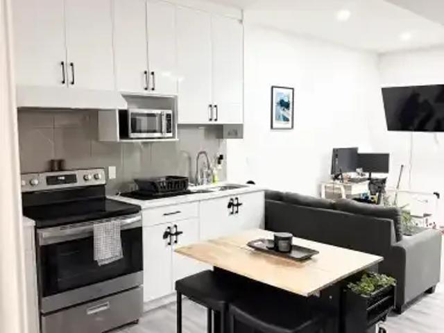 Apartment 2 Bedroom For Rent Airdrie AB 1100 ES104181563