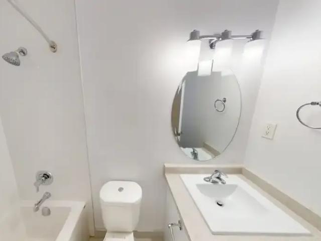 Apartment 2 Bedroom For Rent Ajax ON 2625 ES104894795