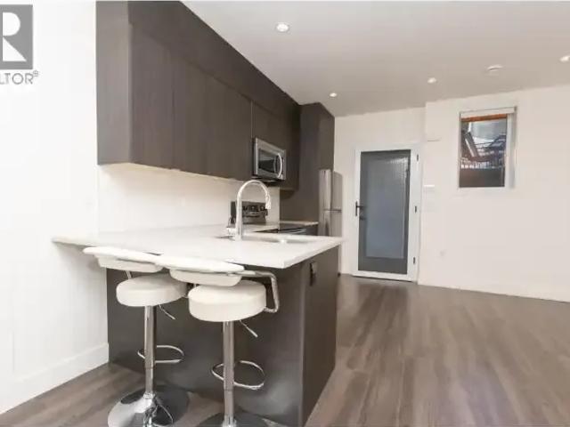 Apartment 2 Bedroom For Rent Burnaby BC 1750 ES104842012