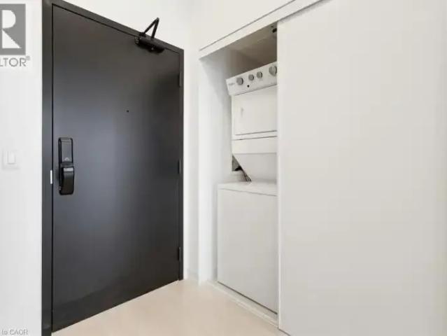 Apartment 2 Bedroom For Rent Burlington ON 2100 ES102339119