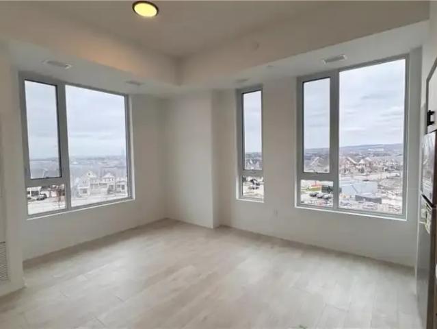 Apartment 2 Bedroom For Rent Burlington ON 2300 ES102339114