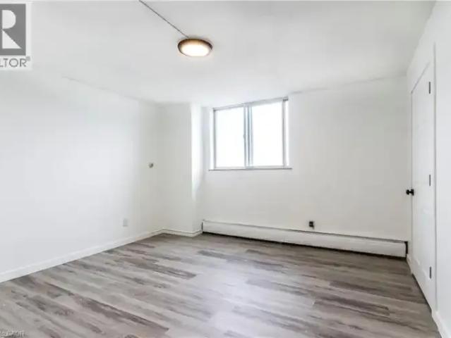 Apartment 2 Bedroom For Rent Burlington ON 2450 ES102578719