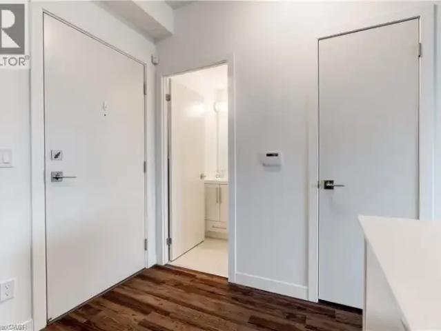 Apartment 2 Bedroom For Rent Burlington ON 2595 ES101585025