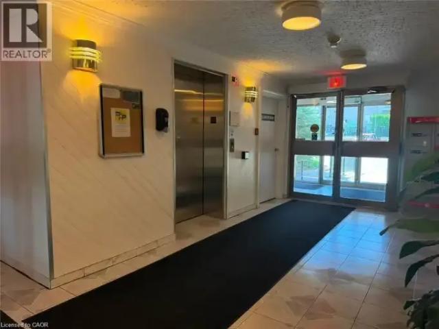 Apartment 2 Bedroom For Rent Burlington ON 2750 ES104000161
