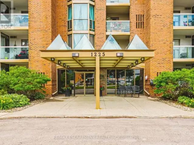 Apartment 2 Bedroom For Rent Burlington ON 2950 ES103569160