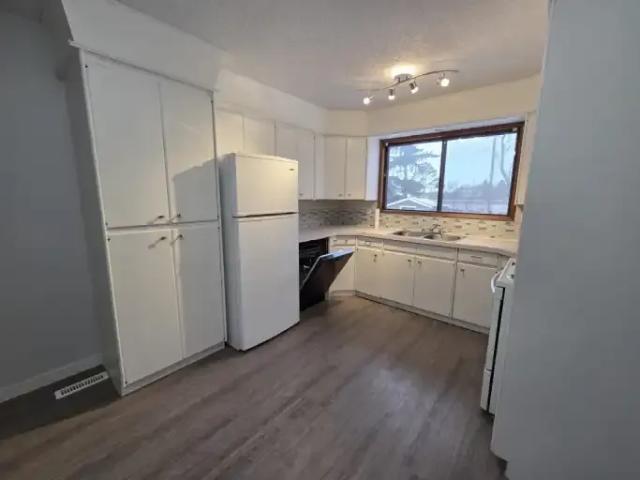 Apartment 2 Bedroom For Rent Beaumont AB 1325 ELS102846753