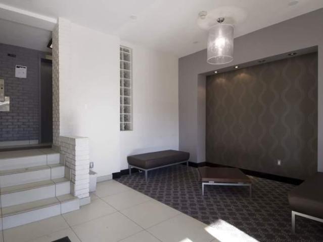 Apartment 2 Bedroom For Rent Brampton ON 2150 ES94388046
