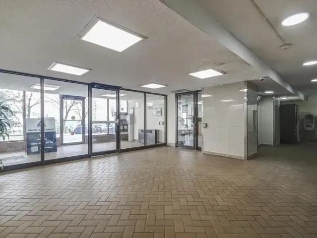 Apartment 2 Bedroom For Rent Brampton ON 2229 ES96587697