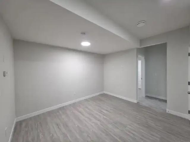 Apartment 2 Bedroom For Rent Calgary AB 1100 ES104598119