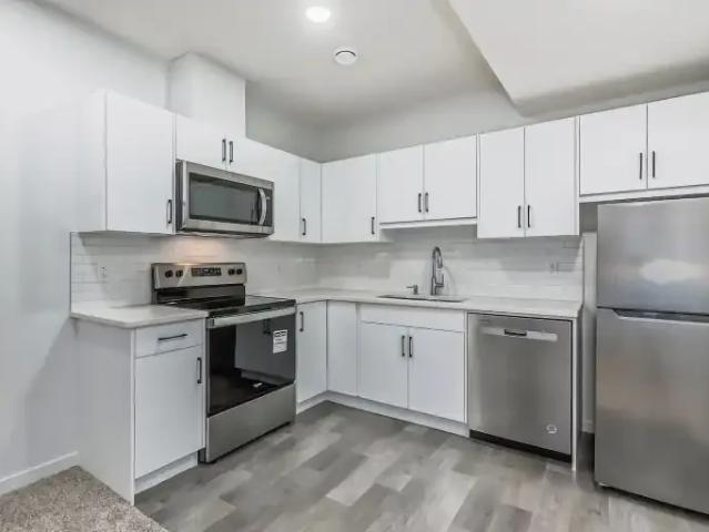 Apartment 2 Bedroom For Rent Calgary AB 1250 ELS101107675