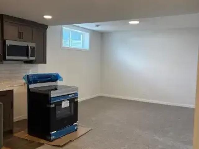 Apartment 2 Bedroom For Rent Calgary AB 1350 ELS102052386