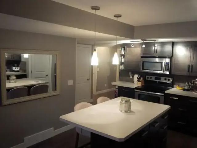 Apartment 2 Bedroom For Rent Calgary AB 1350 ES103091361