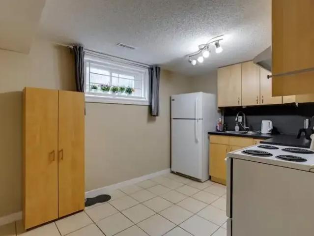 Apartment 2 Bedroom For Rent Calgary AB 1375 ELS102847335