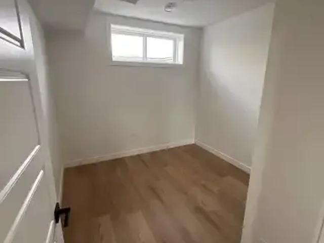 Apartment 2 Bedroom For Rent Calgary AB 1300 ES102204096