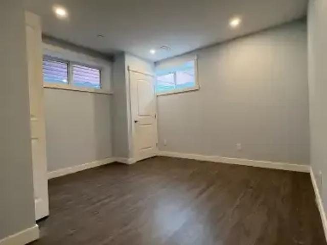 Apartment 2 Bedroom For Rent Calgary AB 1300 ES105009030