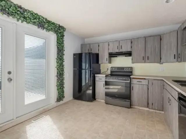 Apartment 2 Bedroom For Rent Calgary AB 1325 ELS102846255