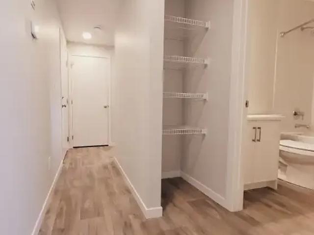 Apartment 2 Bedroom For Rent Calgary AB 1475 ES105009049