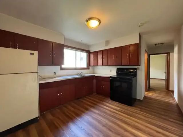 Apartment 2 Bedroom For Rent Calgary AB 1400 ES103424443