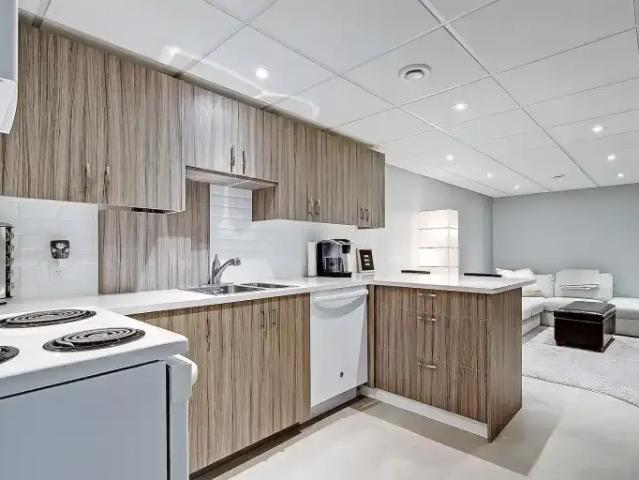 Apartment 2 Bedroom For Rent Calgary AB 1400 ES103424402