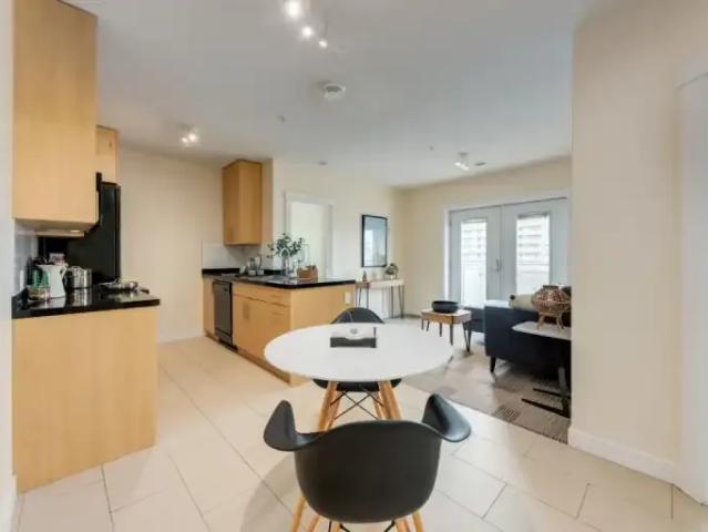 Apartment 2 Bedroom For Rent Calgary AB 1700 ELS98363394