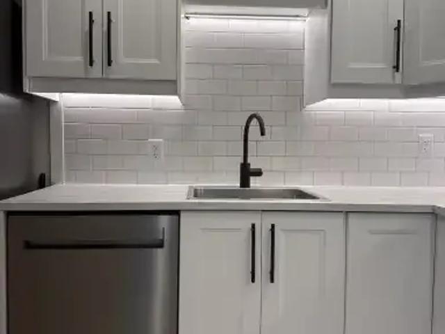 Apartment 2 Bedroom For Rent Calgary AB 2000 ES103030600