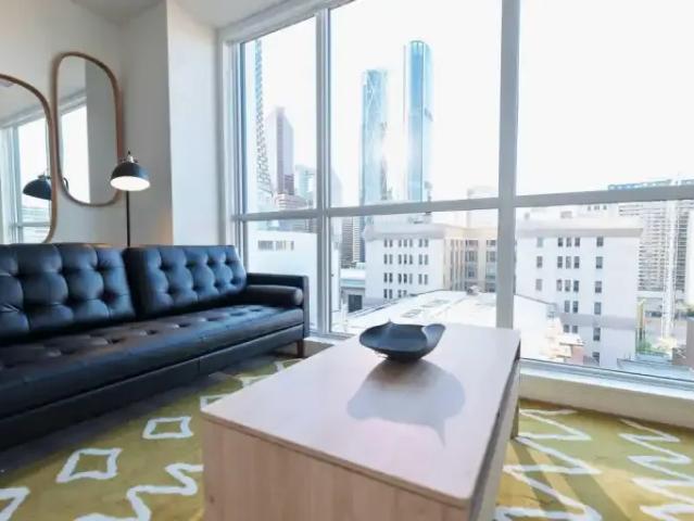 Apartment 2 Bedroom For Rent Calgary AB 2198 ELS98318928