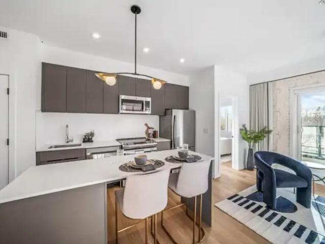 Apartment 2 Bedroom For Rent Calgary AB 2200 ES102052293