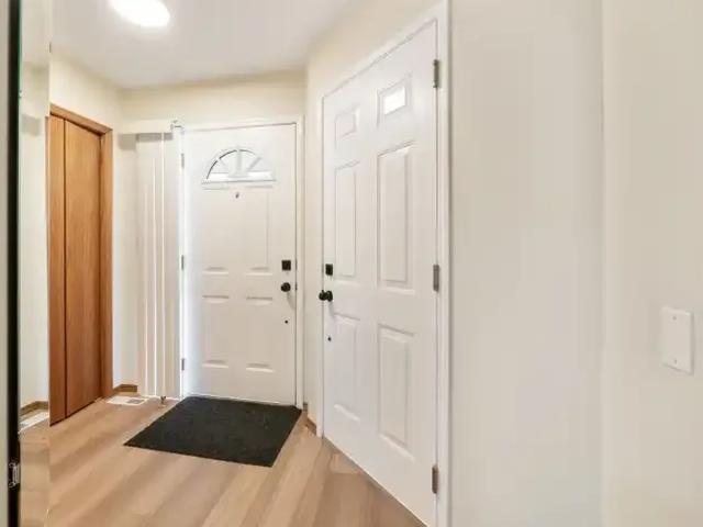 Apartment 2 Bedroom For Rent Calgary AB 2200 ES104888734