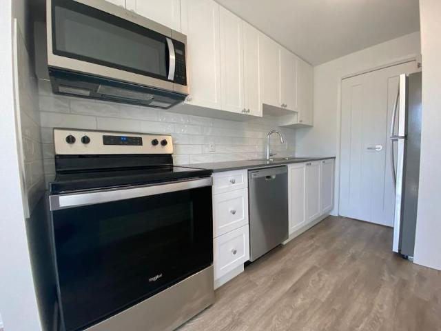 Apartment 2 Bedroom For Rent Cambridge ON 1853 ES98309517