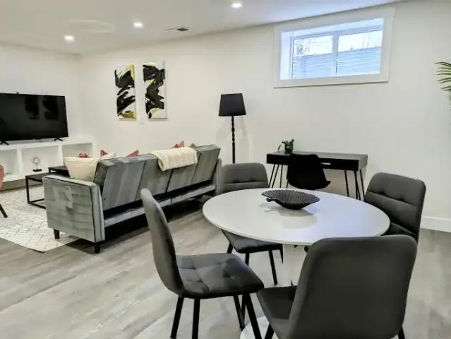 Apartment 2 Bedroom For Rent Chestermere AB 2050 ES102951932