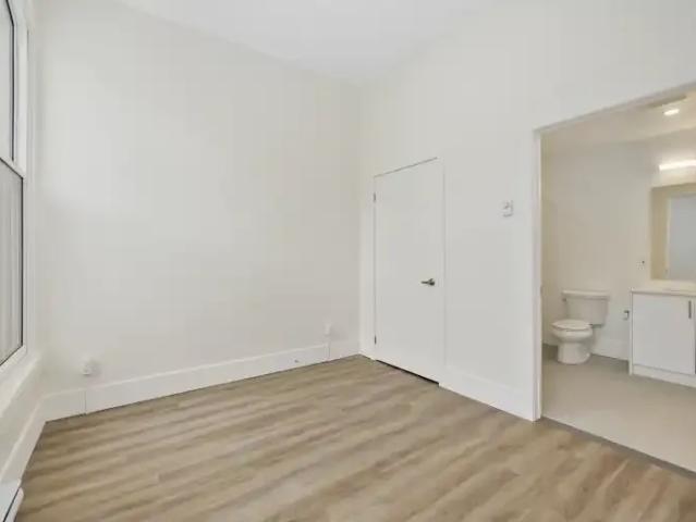 Apartment 2 Bedroom For Rent Cobourg ON 2246 ES105150185