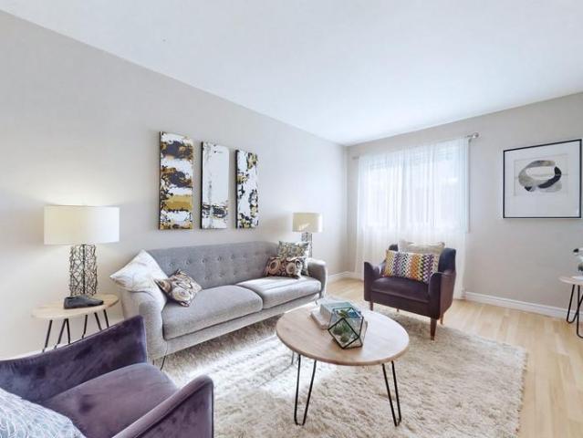 Apartment 2 Bedroom For Rent Cornwall ON 1595 ES96817525