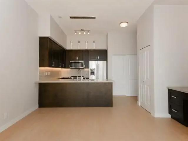 Apartment 2 Bedroom For Rent Delta BC 2550 ES101016678