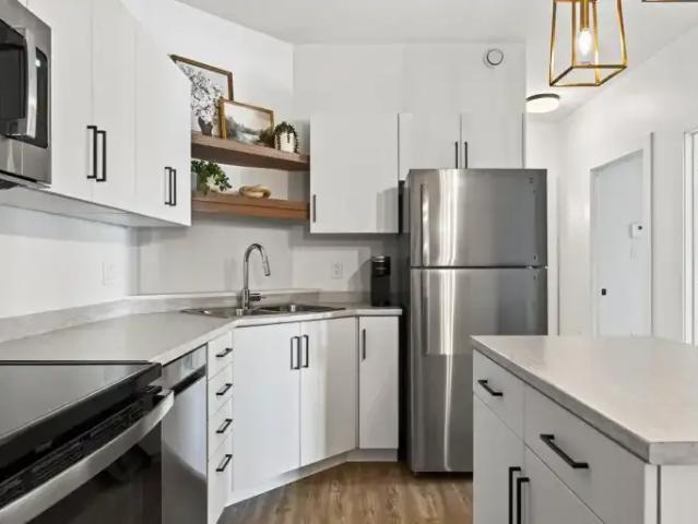 Apartment 2 Bedroom For Rent Dieppe NB 1500 ES105135433