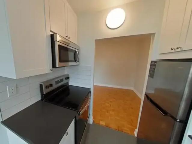 Apartment 2 Bedroom For Rent East York ON 2199 ELS102883260