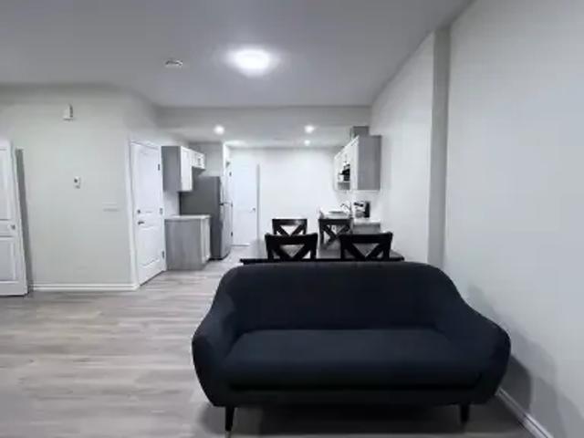 Apartment 2 Bedroom For Rent Edmonton AB 1300 ES102204169