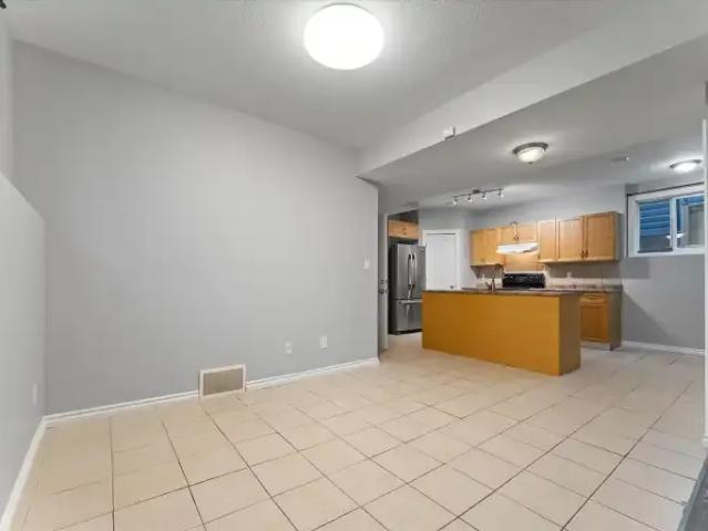 Apartment 2 Bedroom For Rent Edmonton AB 1300 ES103879480