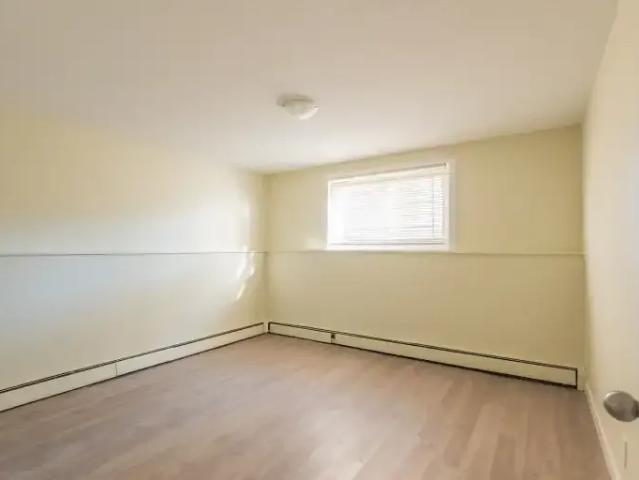 Apartment 2 Bedroom For Rent Edmonton AB 1365 ES100667779