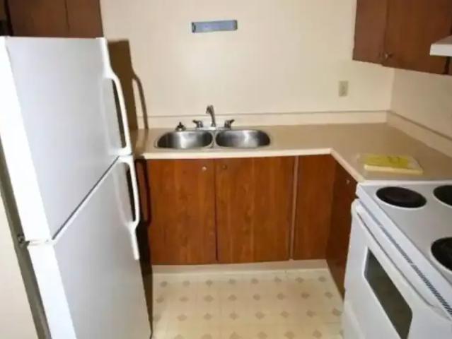 Apartment 2 Bedroom For Rent Fort McMurray AB 1000 ES103118777