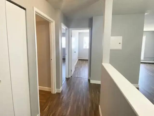 Apartment 2 Bedroom For Rent Fort St. John BC 1260 ES99409661