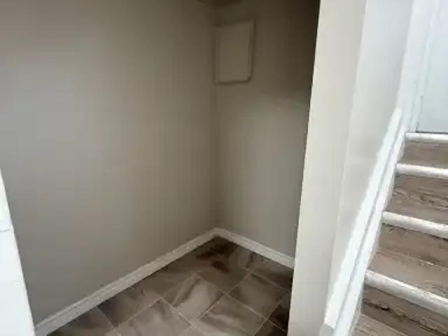 Apartment 2 Bedroom For Rent Guelph ON 1950 ES102846585