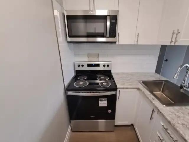 Apartment 2 Bedroom For Rent Guelph ON 1995 ES104433306
