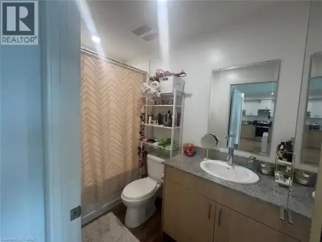 Apartment 2 Bedroom For Rent Guelph ON 2200 ES102204206