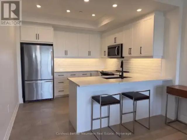Apartment 2 Bedroom For Rent Guelph ON 3350 ES103740006