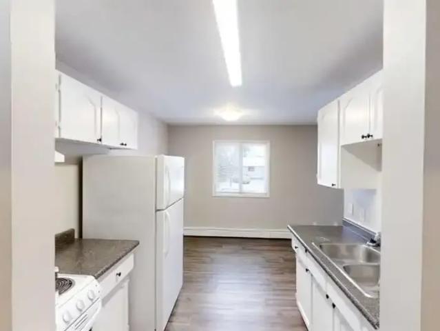 Apartment 2 Bedroom For Rent Grande Prairie AB 1275 ES102052524