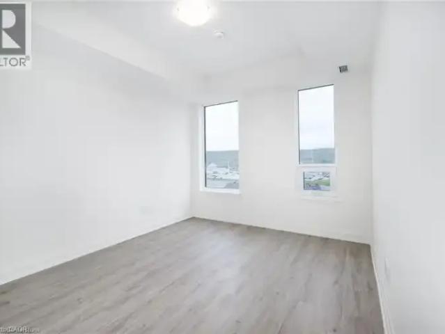 Apartment 2 Bedroom For Rent Grimsby ON 2200 ES102578769