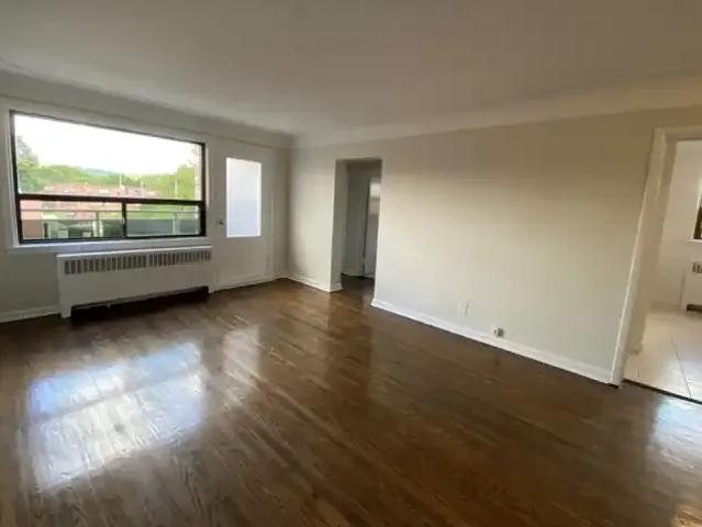 Apartment 2 Bedroom For Rent Hamilton ON 1836 ES102752175