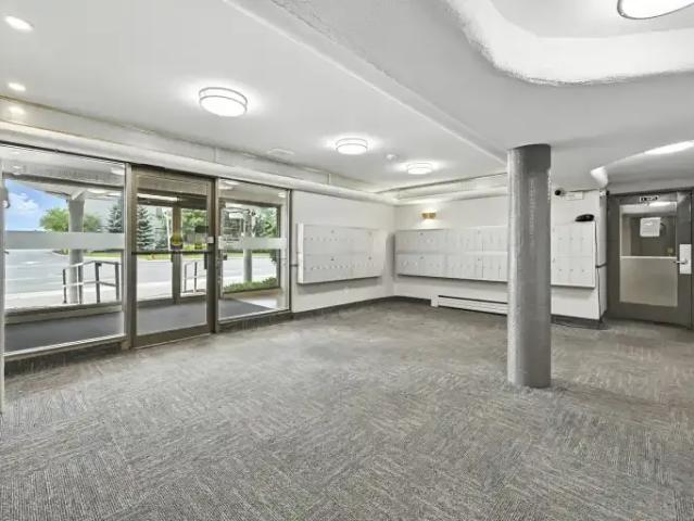 Apartment 2 Bedroom For Rent Hamilton ON 1895 ES100976240